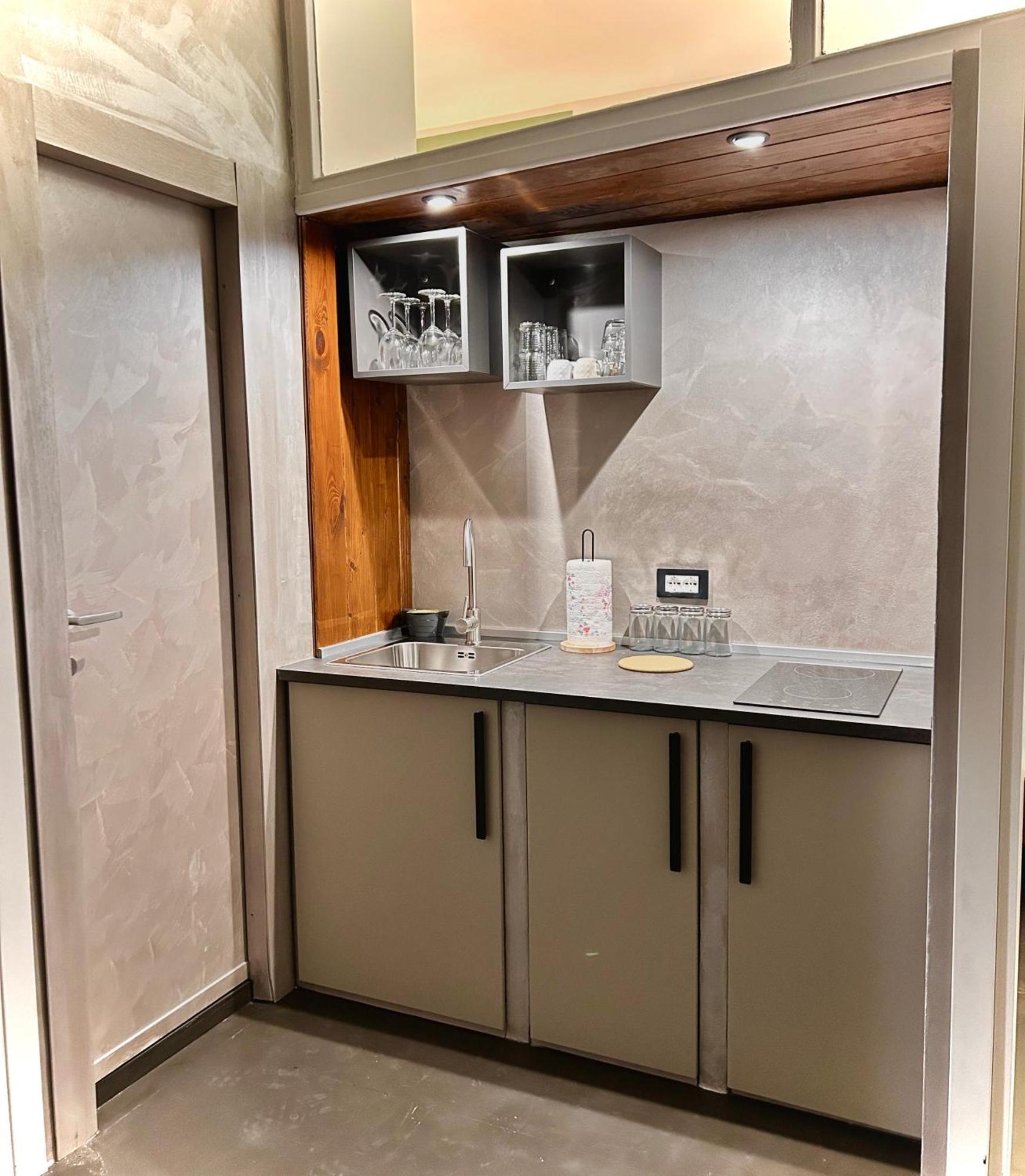 Jef San Giovanni, Appartement *